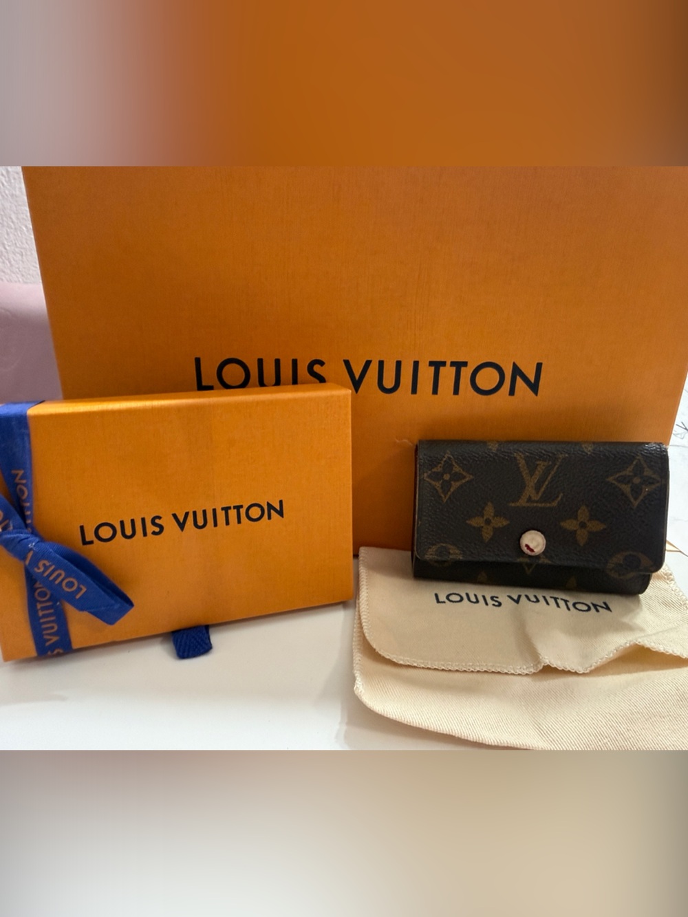 Louis Vuitton Monogram Canvas 6 Key Ring Holder